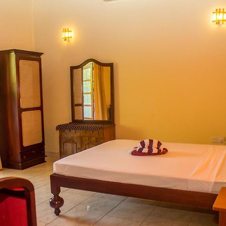 Sakura Villa Bentota Buitenkant foto