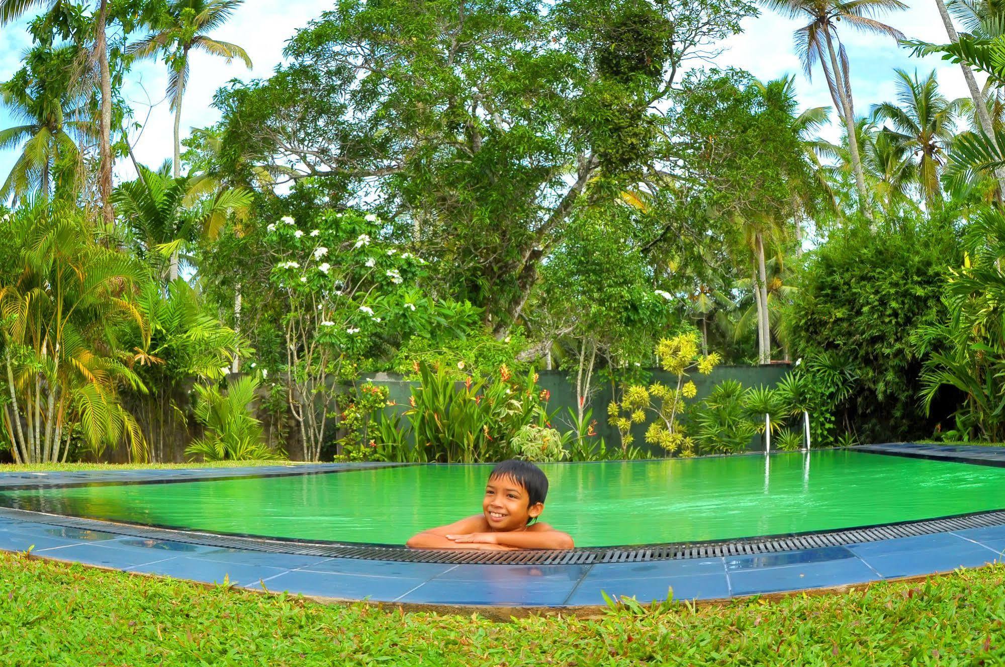 Sakura Villa Bentota Buitenkant foto