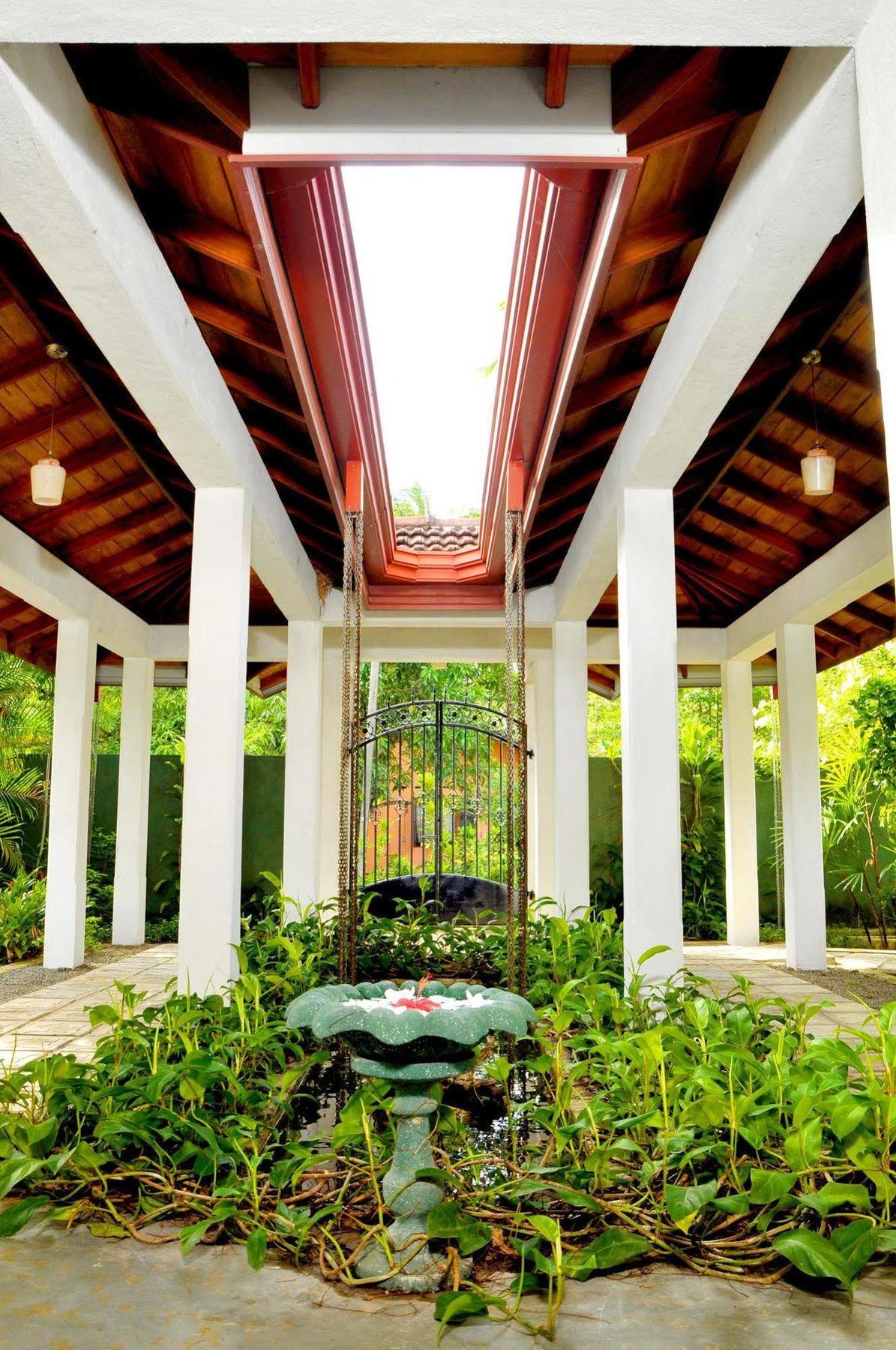 Sakura Villa Bentota Buitenkant foto