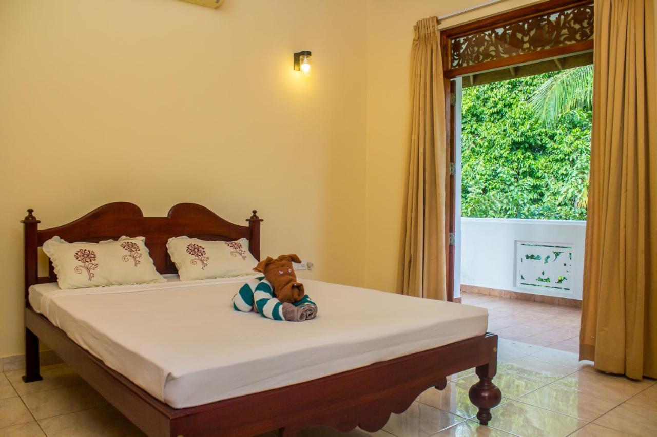 Sakura Villa Bentota Buitenkant foto
